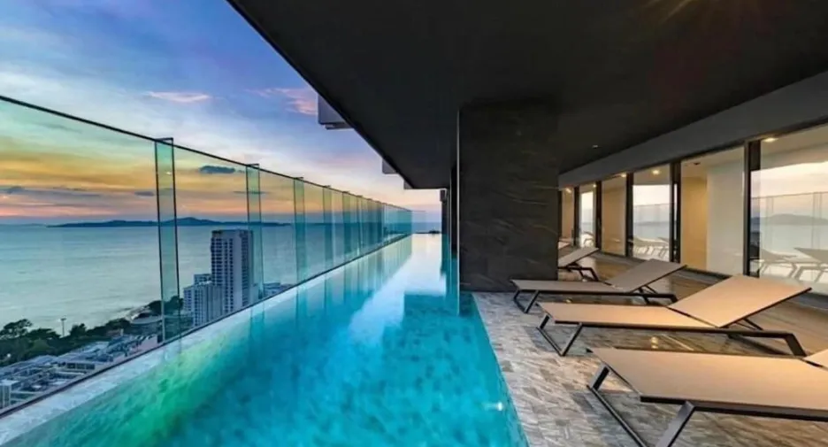 For sale 2 bedrooms condo in Bang Lamung, Chonburi