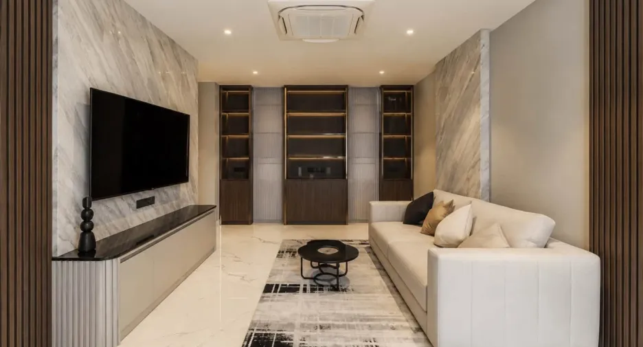 For rent 8 bedrooms villa in Jomtien, Pattaya