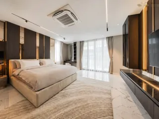 For rent 8 bedrooms villa in Bang Lamung, Chonburi