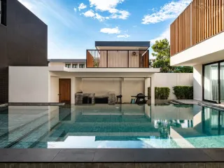 For rent 8 bedrooms villa in Bang Lamung, Chonburi
