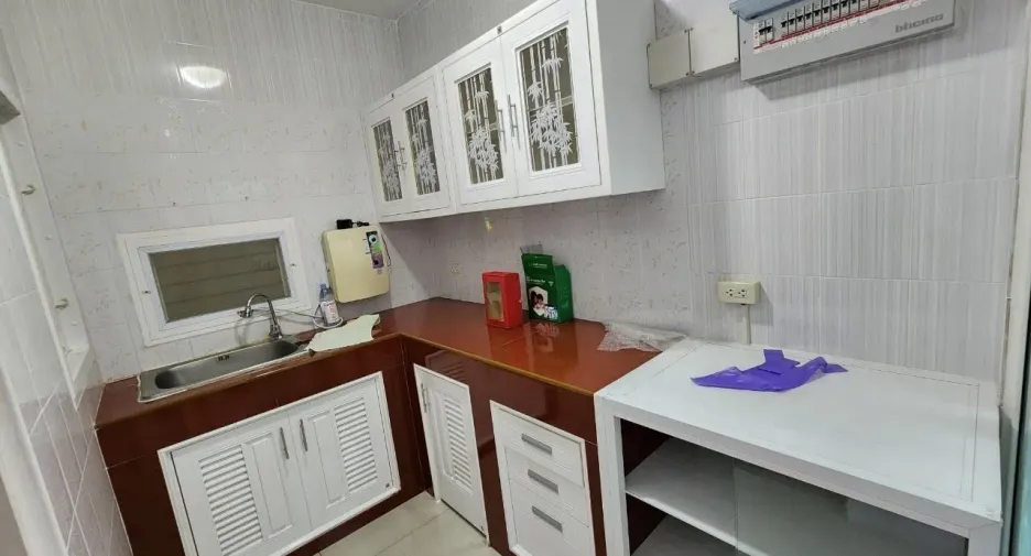 Haus zum Kauf mit 5 Zimmer in Bang Kruai, Nonthaburi