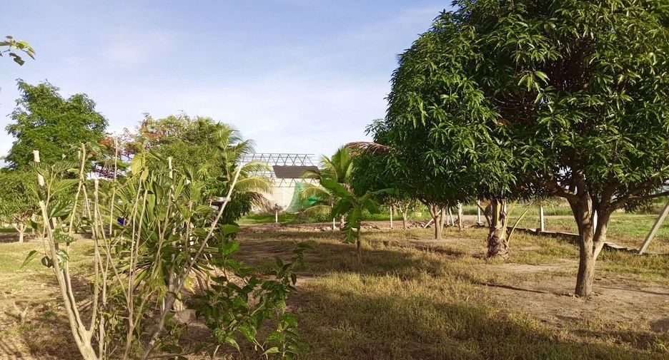 For sale 4 ベッドルーム house in Cha Am, Phetchaburi