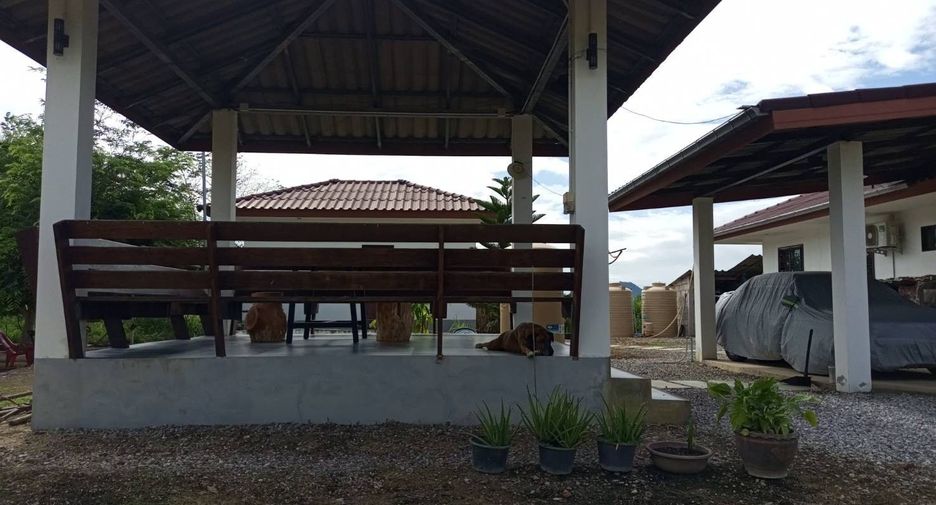 For sale 4 ベッドルーム house in Cha Am, Phetchaburi