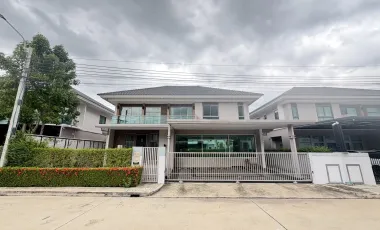 For rent 5 bedrooms house in Lat Krabang, Bangkok