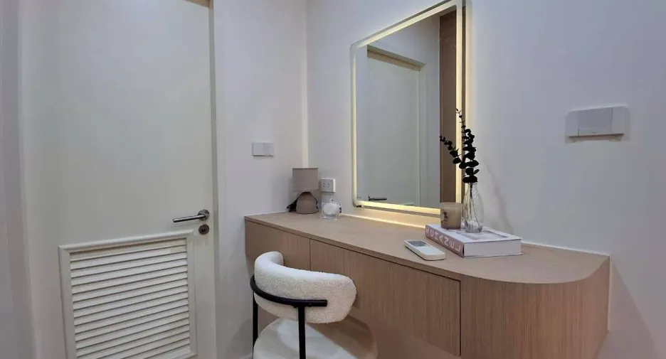 For sale 1 bed condo in Watthana, Bangkok