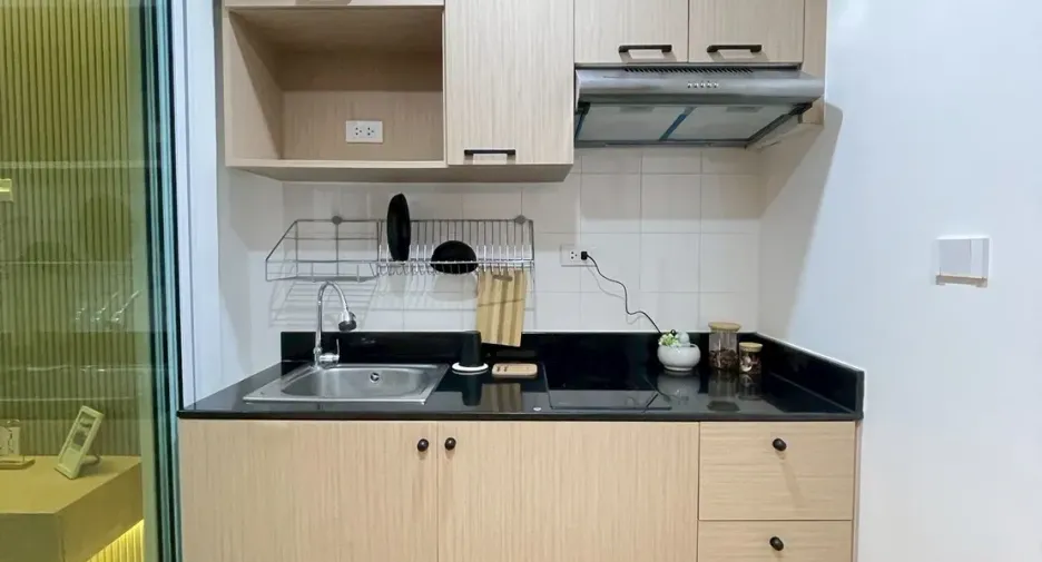 For sale 1 bed condo in Watthana, Bangkok