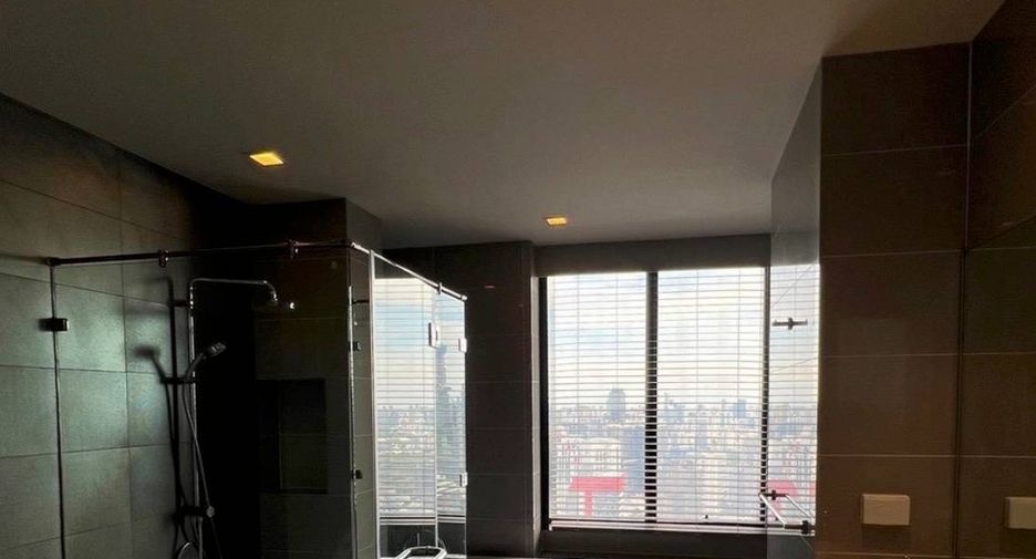 For rent and for sale 3 bedrooms condo in Bang Rak, Bangkok