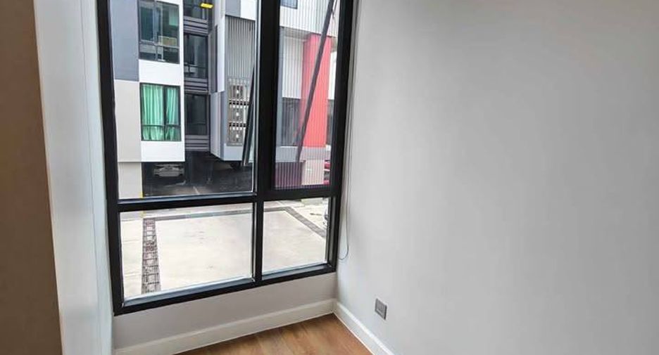 Condo en venta de 2 habitaciones en Min Buri, Bangkok