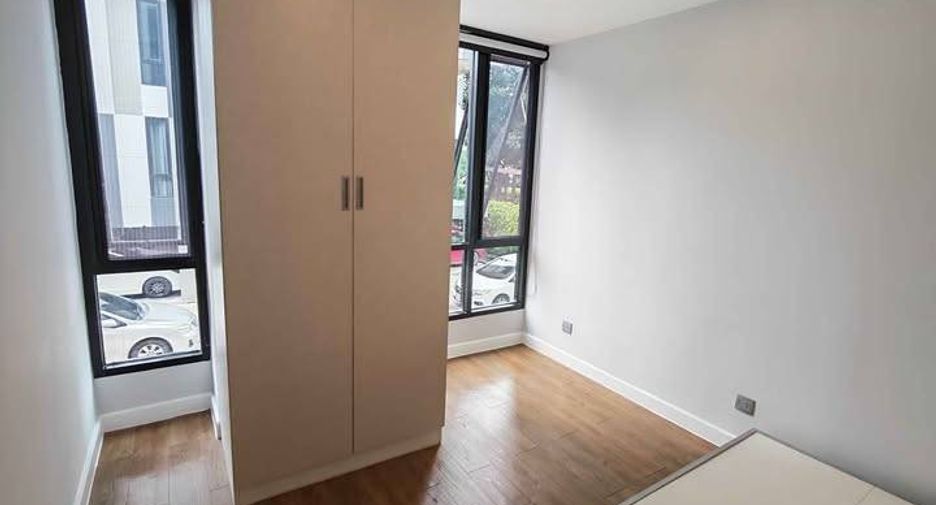 Condo en venta de 2 habitaciones en Min Buri, Bangkok