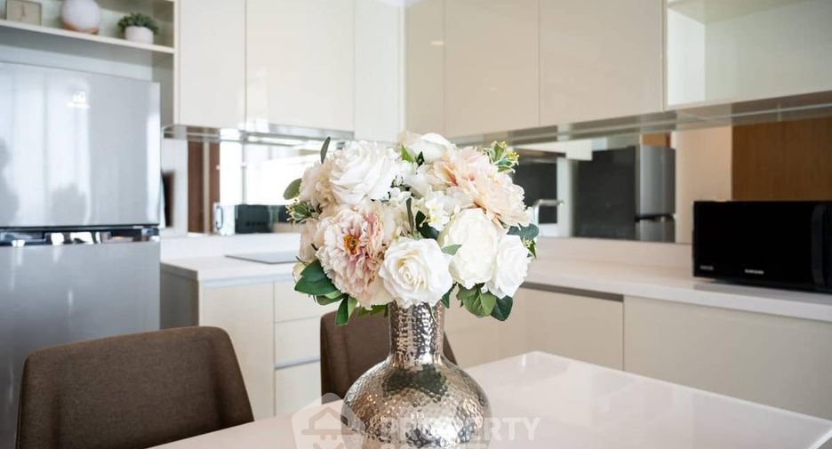 For rent 2 ベッドルーム condo in Thon Buri, Bangkok