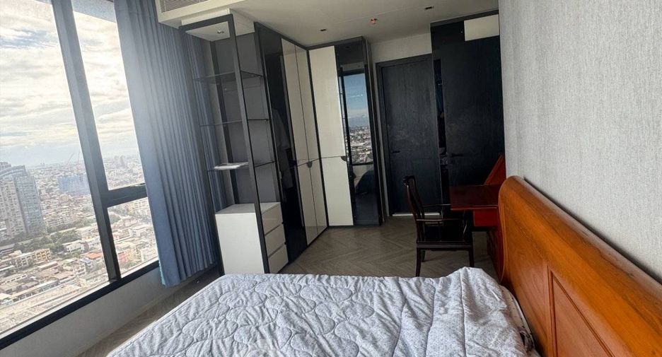 For rent 3 ベッドルーム condo in Khlong San, Bangkok