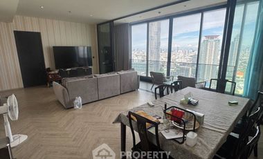 For rent 3 ベッドルーム condo in Khlong San, Bangkok