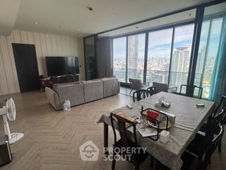 Wohnung zur Miete mit 3 Zimmer in Khlong San, Bangkok