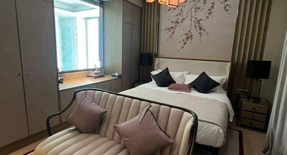 For rent 3 ベッドルーム condo in Khlong San, Bangkok