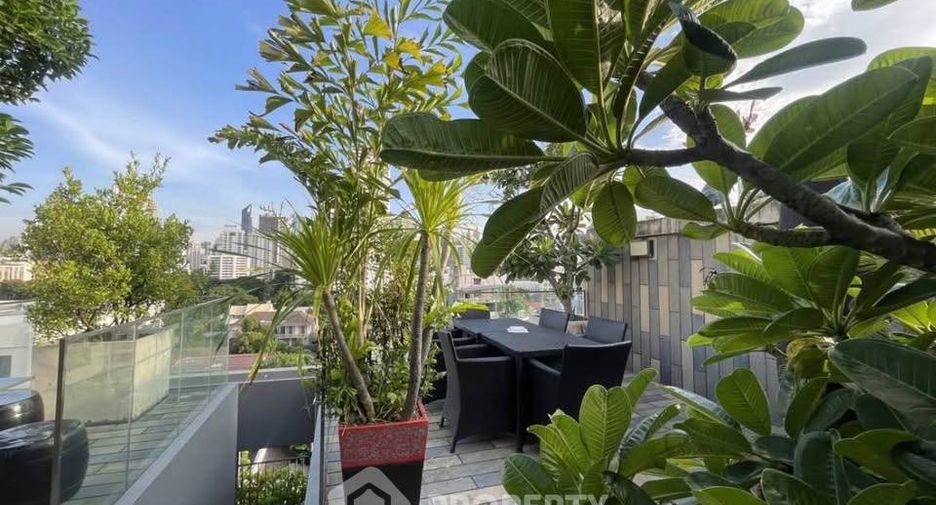 Condo en alquiler de 3 habitaciones en Watthana, Bangkok