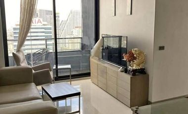 For rent 2 bedrooms condo in Bang Rak, Bangkok