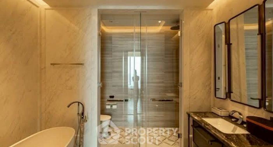 Condo en alquiler de 2 habitaciones en Sathon, Bangkok