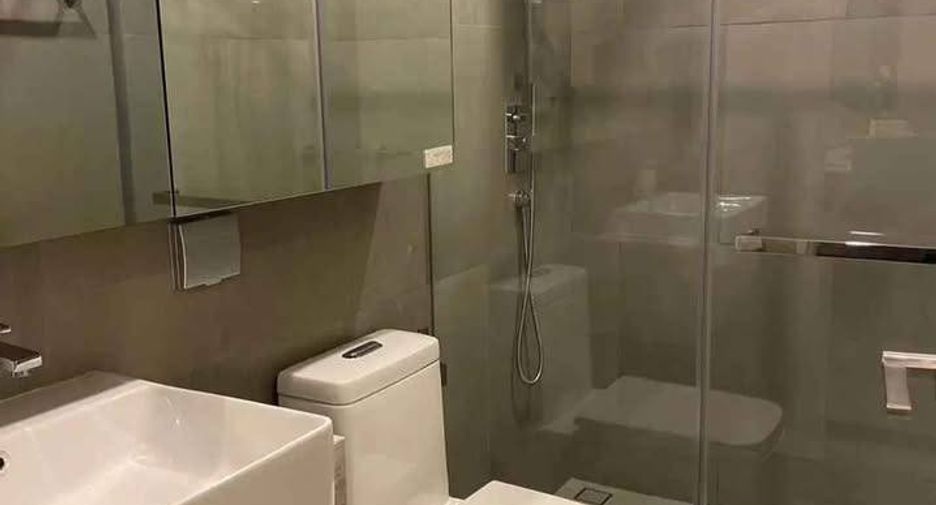 Condo en alquiler de 2 habitaciones en Ratchathewi, Bangkok