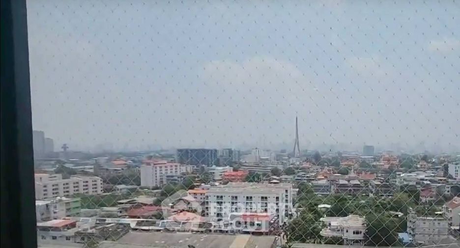 For sale 3 bedrooms condo in Bang Phlat, Bangkok