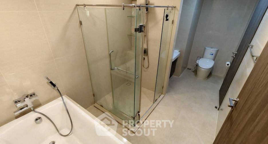 For rent 2 bedrooms condo in Bang Na, Bangkok
