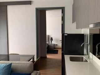 Condo en alquiler y en venta de 2 habitaciones en Bangkok Noi, Bangkok