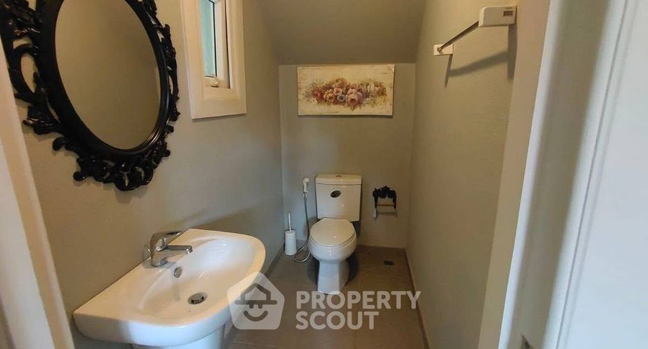 For sale 2 ベッドルーム house in Bang Lamung, Chonburi