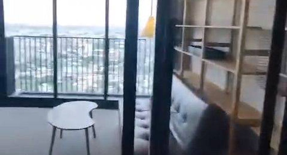 À vendre 2 chambres condo à Phra Khanong, Bangkok