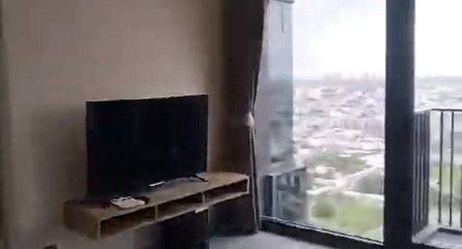 À vendre 2 chambres condo à Phra Khanong, Bangkok