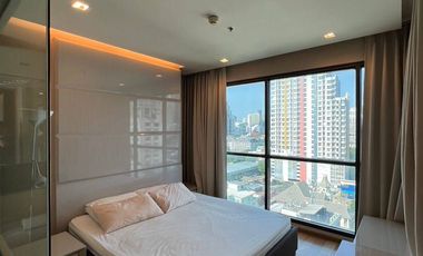 Wohnung zum Kauf mit 2 Zimmer in Sathon, Bangkok