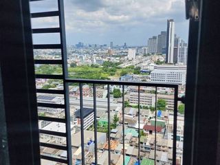 À vendre 1 chambre condo à Phra Khanong, Bangkok