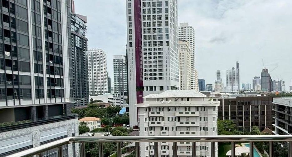 For sale 2 bedrooms condo in Khlong Toei, Bangkok