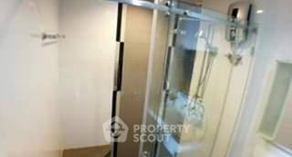 À louer et à vendre 1 chambre condo à Huai Khwang, Bangkok