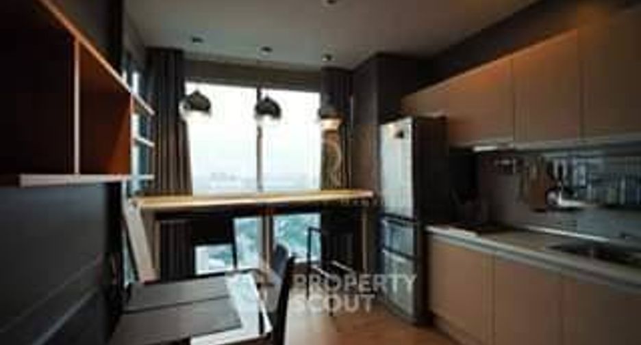 À louer et à vendre 1 chambre condo à Huai Khwang, Bangkok