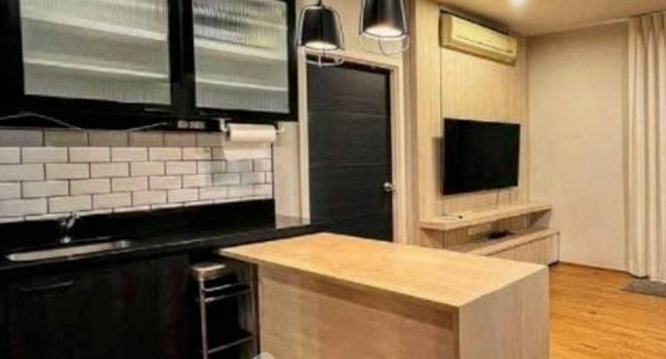 For sale 1 bed condo in Khlong San, Bangkok