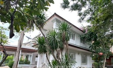 À vendre 3 chambres maison à Thung Khru, Bangkok