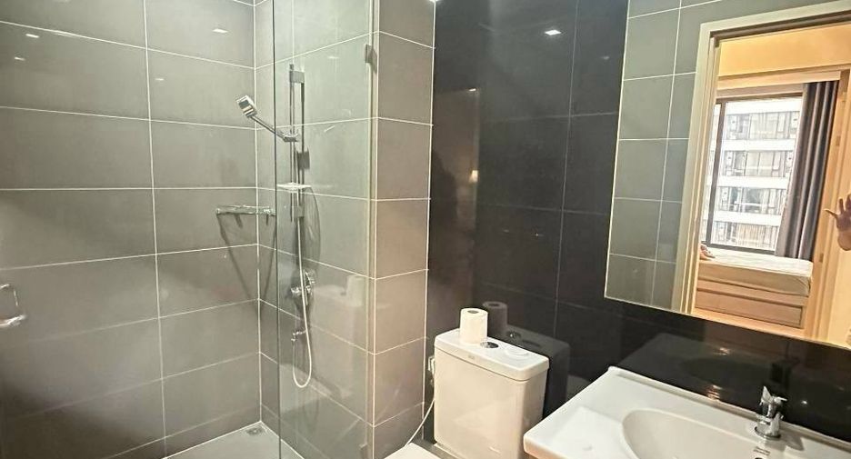 For rent and for sale 2 bedrooms condo in Watthana, Bangkok