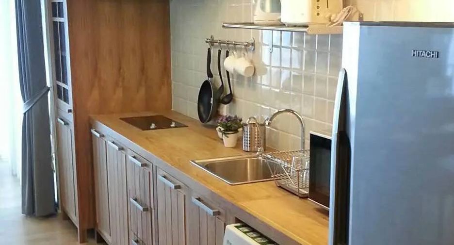 For sale 2 bedrooms condo in Khlong Toei, Bangkok