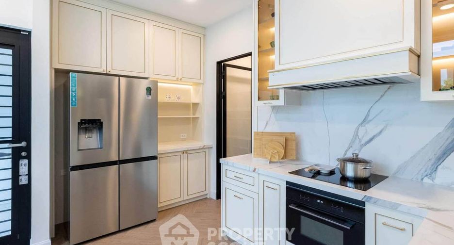 Casa en venta de 4 habitaciones en Saphan Sung, Bangkok