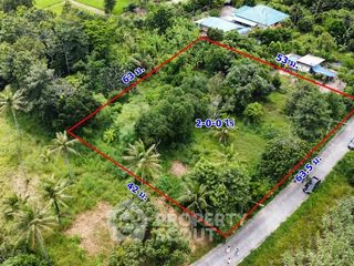 À vendre 1 chambre maison à Ban Bueng, Chonburi