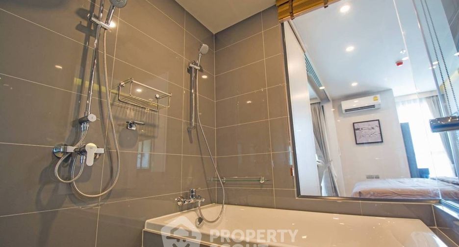 À vendre 1 chambre condo à Pathum Wan, Bangkok