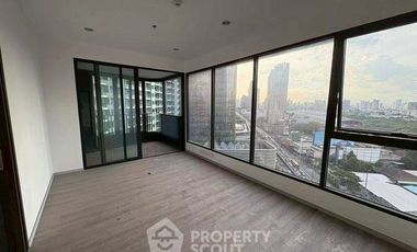 À vendre 2 chambres condo à Watthana, Bangkok