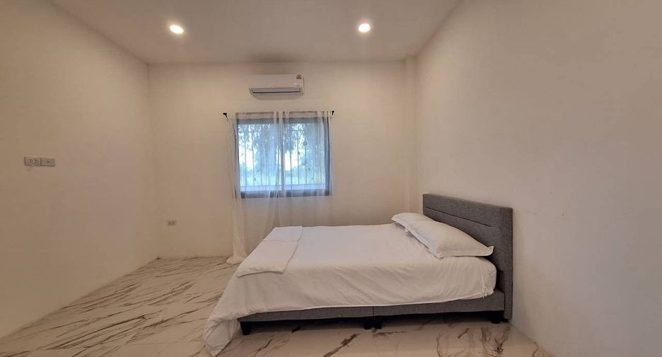 For rent 3 bedrooms villa in Hua Hin, Prachuap Khiri Khan