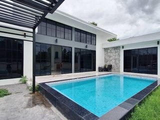 For rent 3 bedrooms villa in Hua Hin, Prachuap Khiri Khan