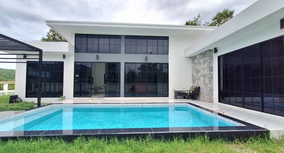 For rent 3 bedrooms villa in Hua Hin, Prachuap Khiri Khan