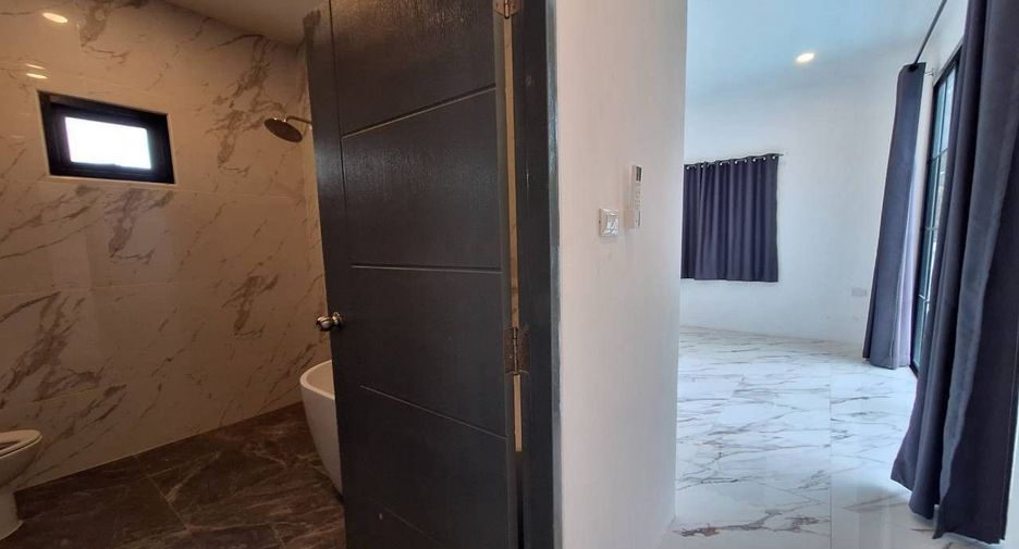 For rent 3 bedrooms villa in Hua Hin, Prachuap Khiri Khan