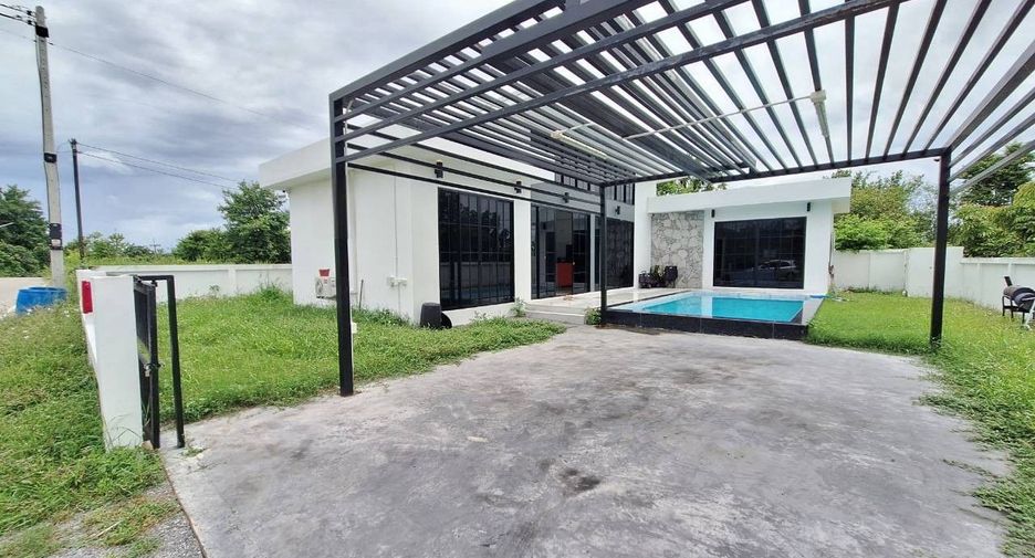 For rent 3 bedrooms villa in Hua Hin, Prachuap Khiri Khan