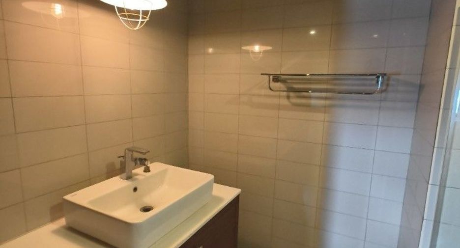 À vendre 2 chambres condo à Bang Na, Bangkok