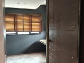 À vendre 2 chambres condo à Bang Na, Bangkok