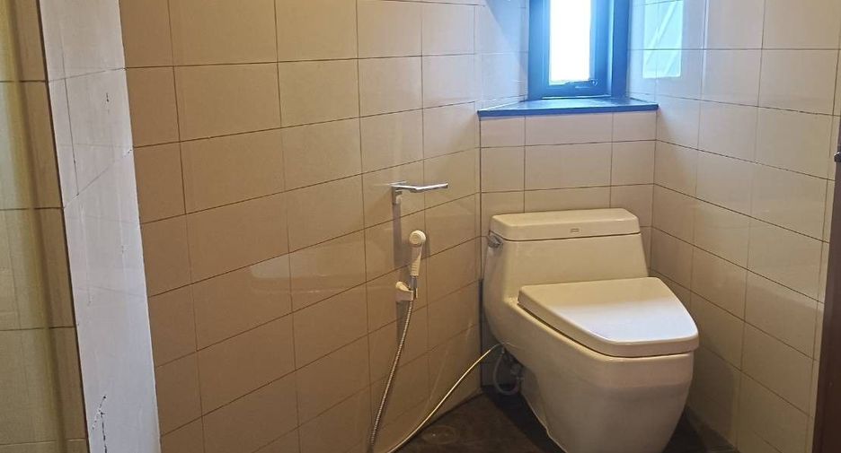 For sale 2 bedrooms condo in Bang Na, Bangkok