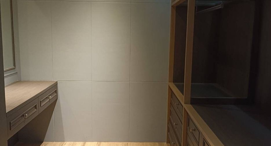 For sale 2 bedrooms condo in Bang Na, Bangkok